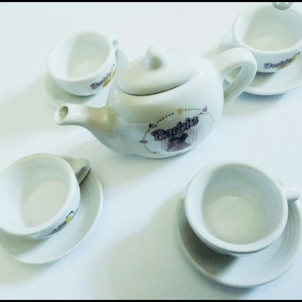 Barbie 1990’s Vintage Collectable Serving Teacups Set White with B Stamp Plates
